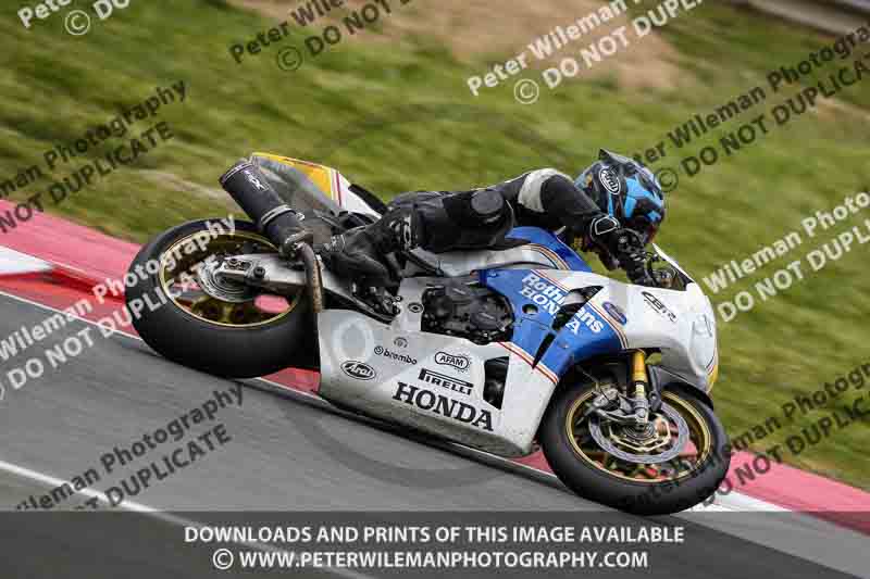 cadwell no limits trackday;cadwell park;cadwell park photographs;cadwell trackday photographs;enduro digital images;event digital images;eventdigitalimages;navarra;no limits trackdays;peter wileman photography;racing digital images;trackday digital images;trackday photos